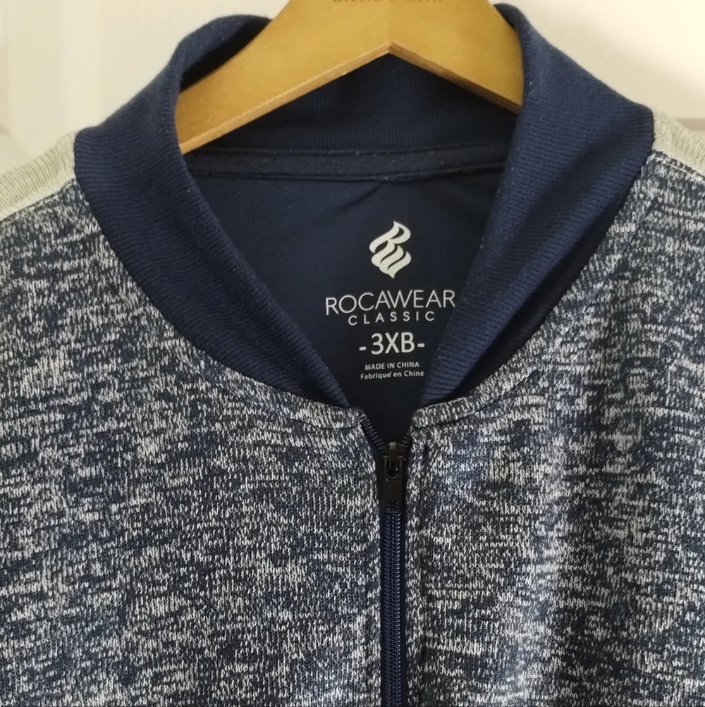 Big Men's Y2K Rocawear Navy/Gray Zip-Up Sweater Jacket